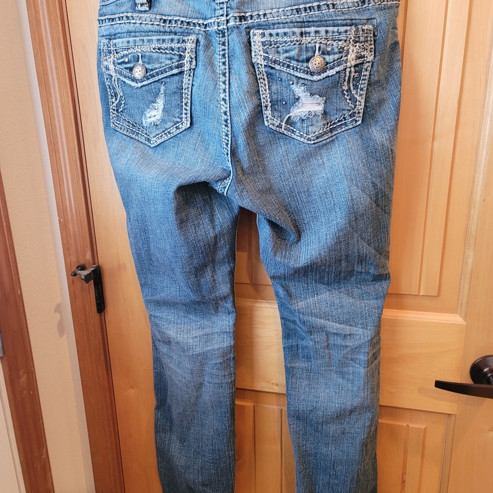 Silver Jeans - Picture 2 of 2